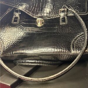 Liz Claiborne Luxurious Black Crocodile-Embossed Shoulder Bag